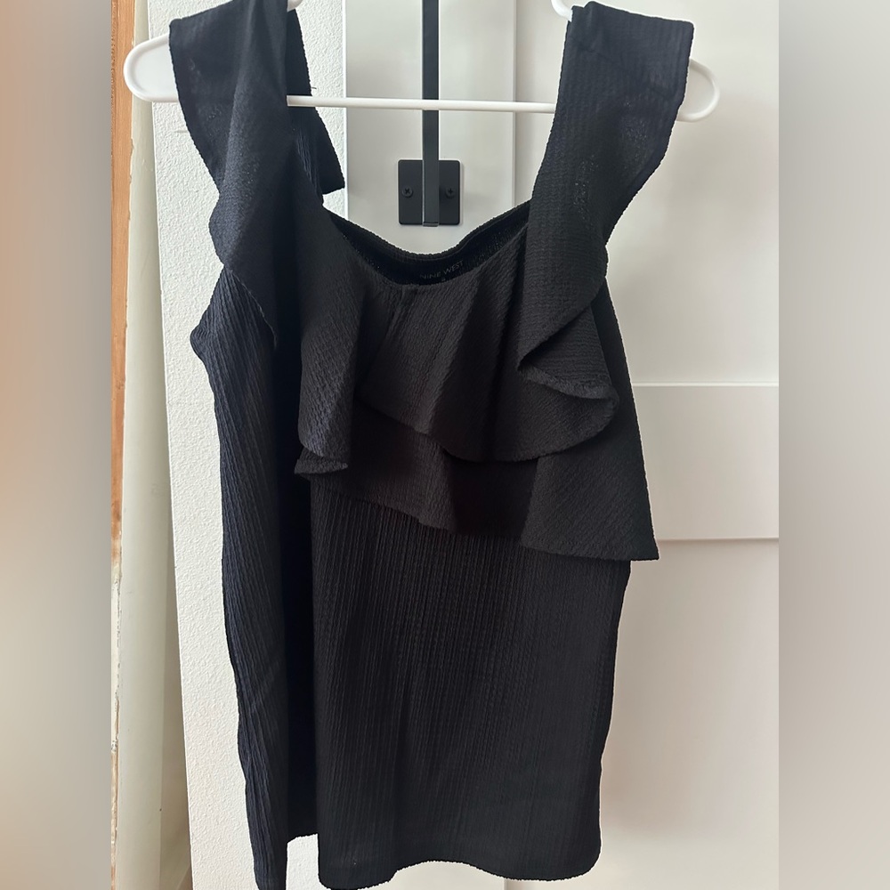NWT Nine West Black Ruffled Top